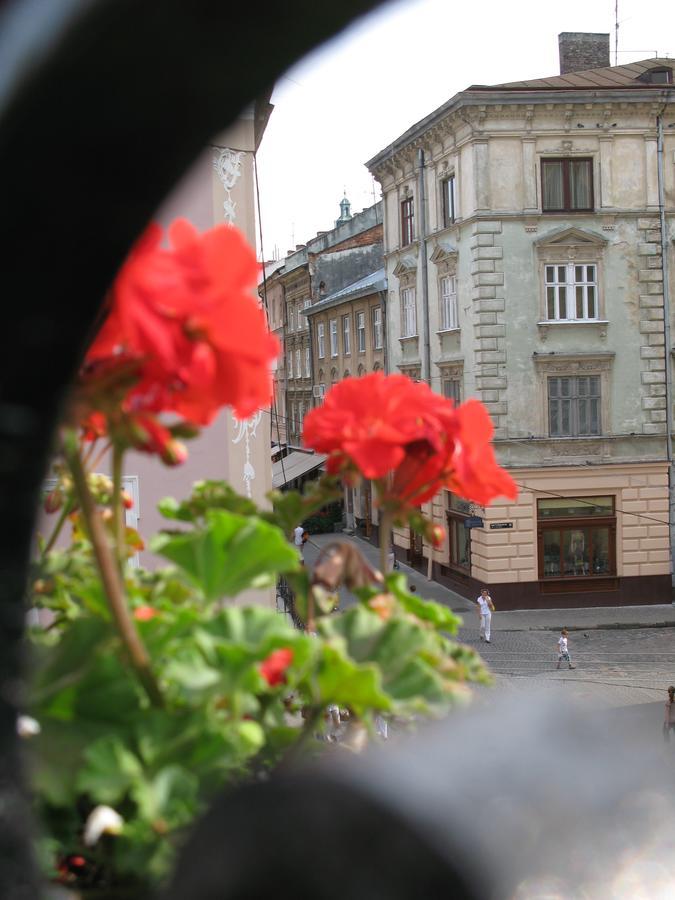 Old Town Apartments Lviv Buitenkant foto